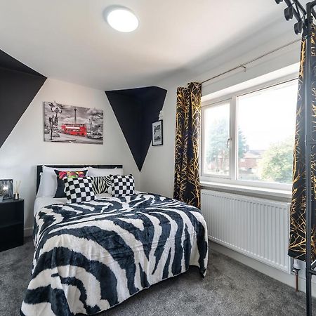 Aseda 4 Bedroom Private Parking, Game Zone -Pool Table, Garden Home Kingston upon Hull Exteriér fotografie
