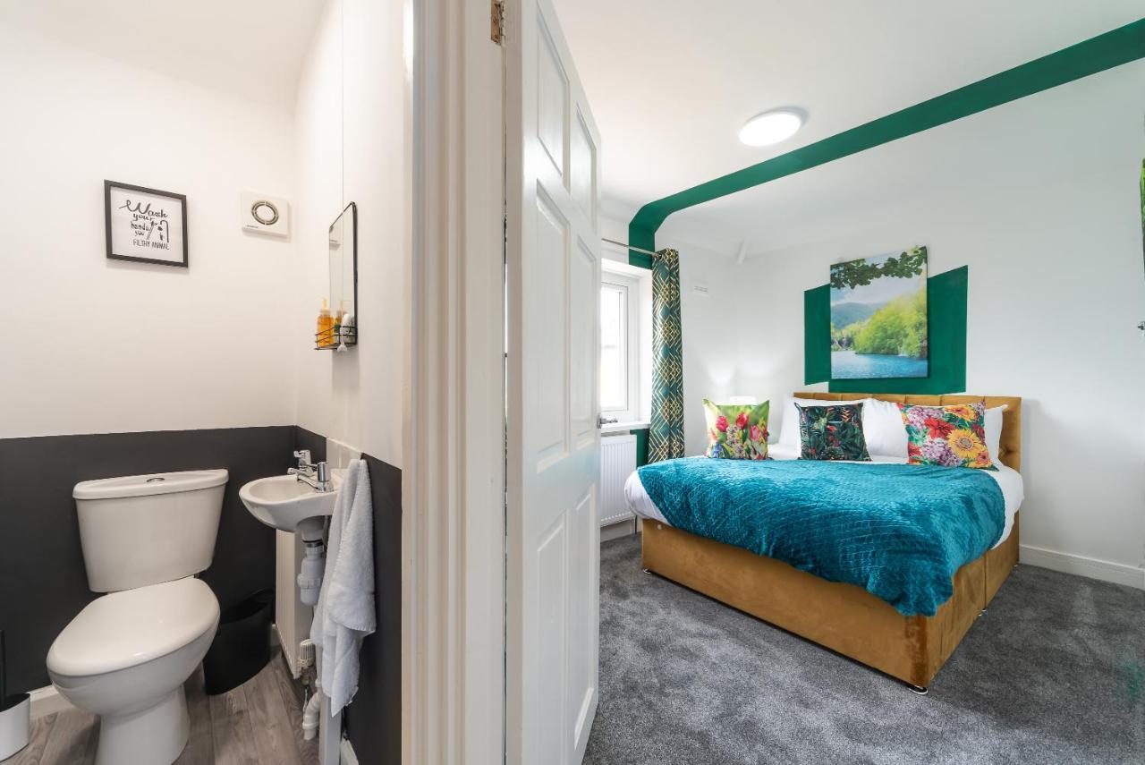 Aseda 4 Bedroom Private Parking, Game Zone -Pool Table, Garden Home Kingston upon Hull Exteriér fotografie